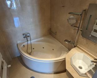 #piso Madrid Amplio apartamento de un dormitorio. Magnífica localización y estupendas vistas. 