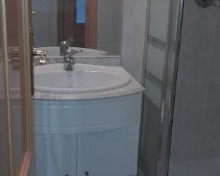#habitación fuenlabrada se alquila habitación con baño propio en Loranca  